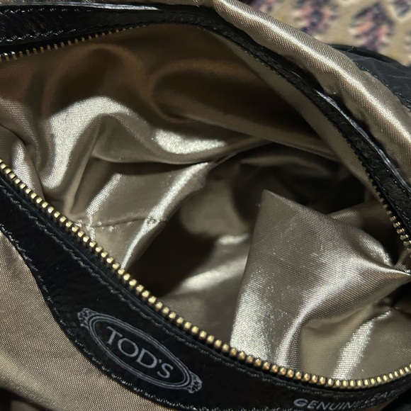 Tod’s Womens Nylon And Leather Zipper Closure Shoulder Bag Black - Picture 10 of 11